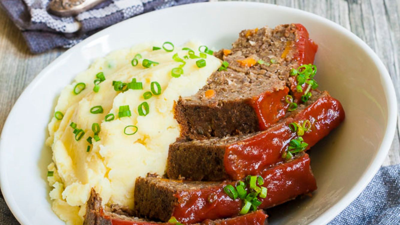 Weekend Lunch on a Dime: 15 Budget-Friendly Recipes to Satisfy Your Taste Buds