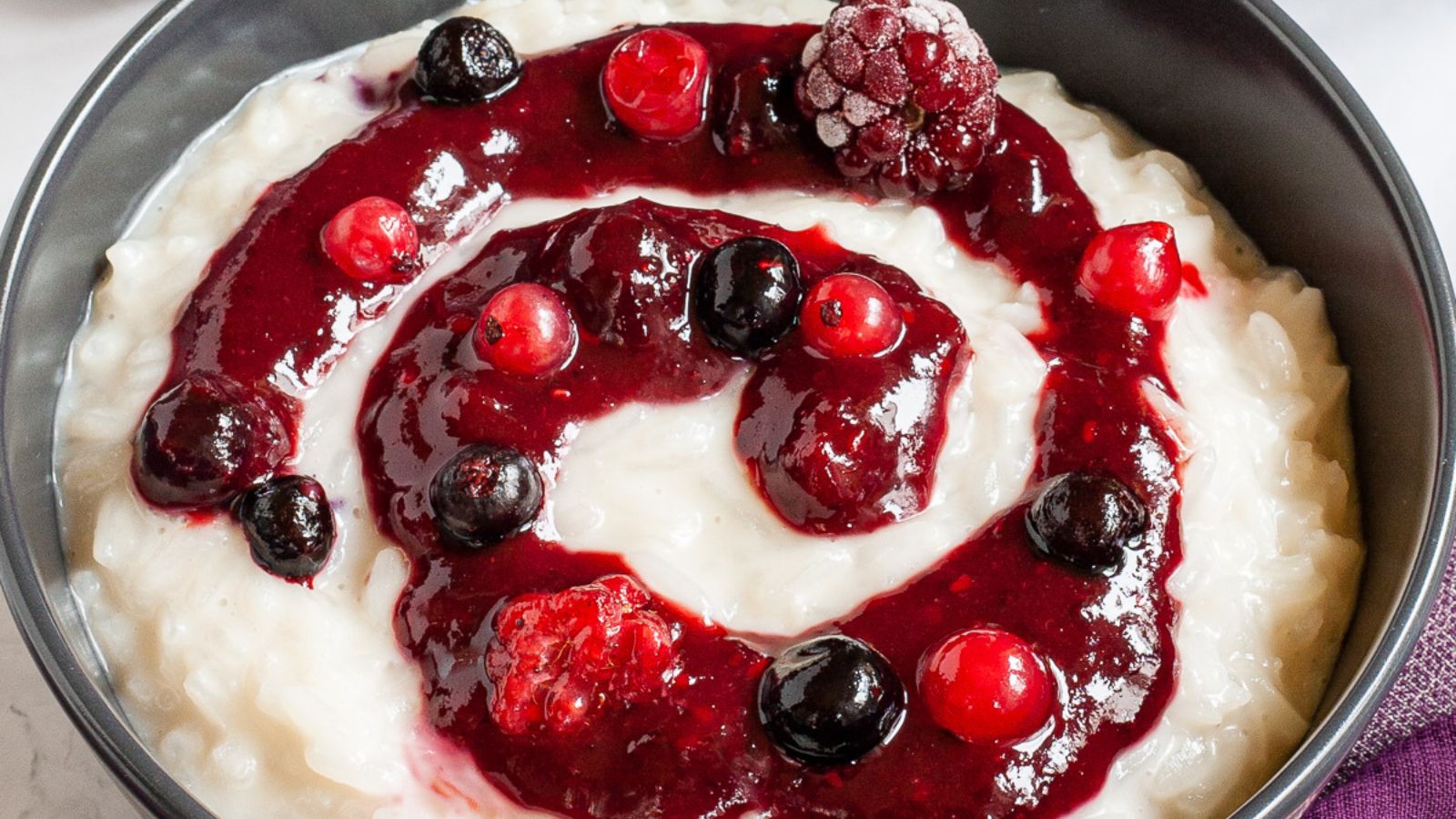 18 Easy Dessert Recipes With Few Ingredients