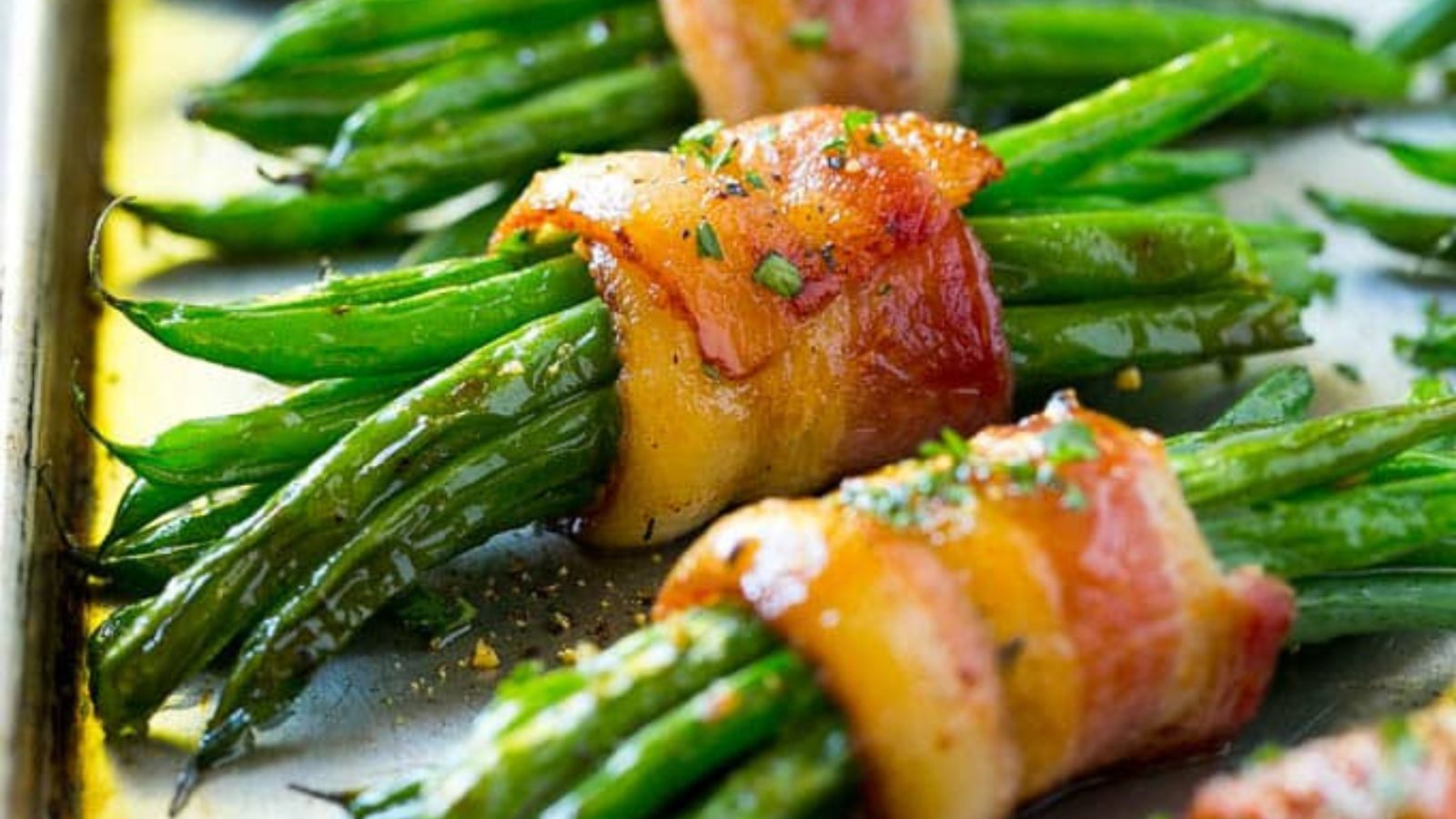 26 Thanksgiving Side Dishes That Will Steal the Show Year After Year