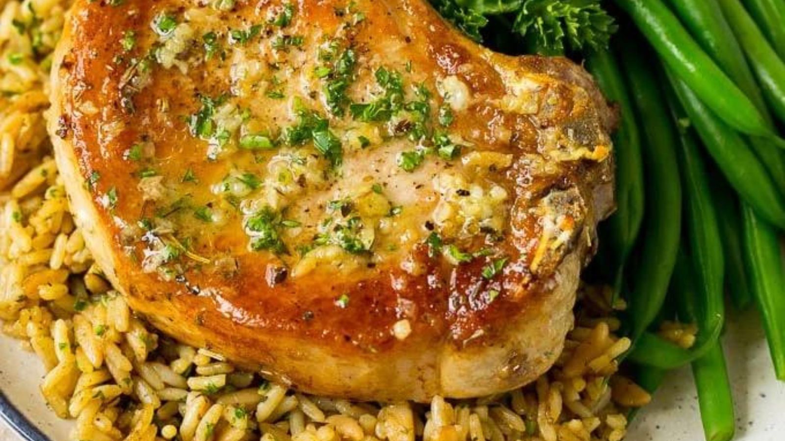 30 Impressive Thanksgiving Mains That Go Beyond Turkey