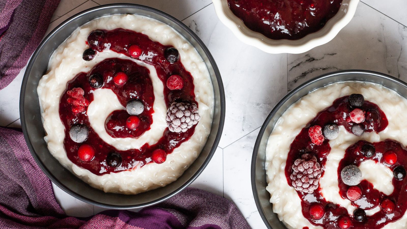 Discover 20 Simple & Delicious Desserts Using Just 5 Ingredients or Fewer!