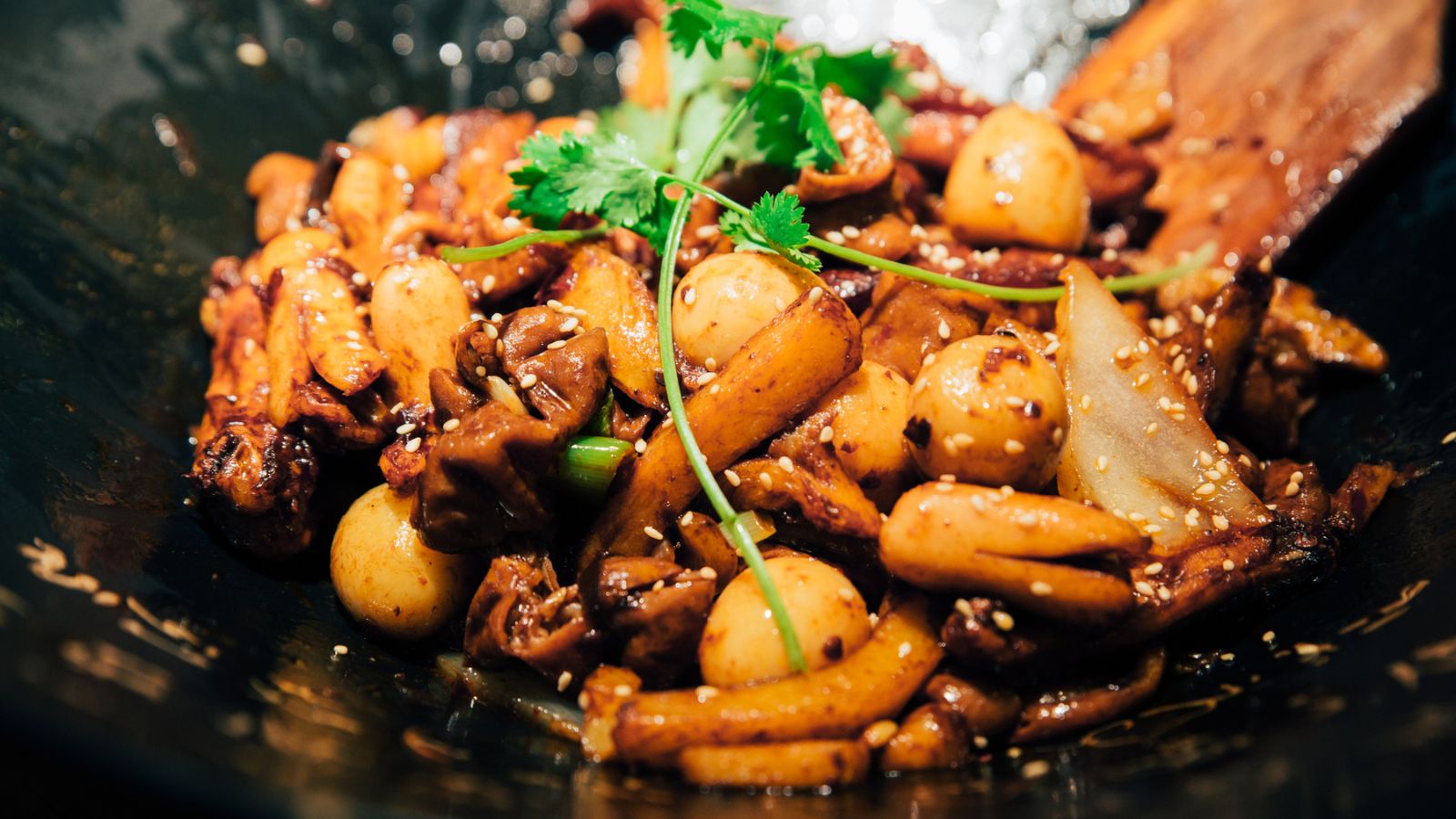 Savor the Flavor: 18 Delicious Wok Recipes for Home Cooking