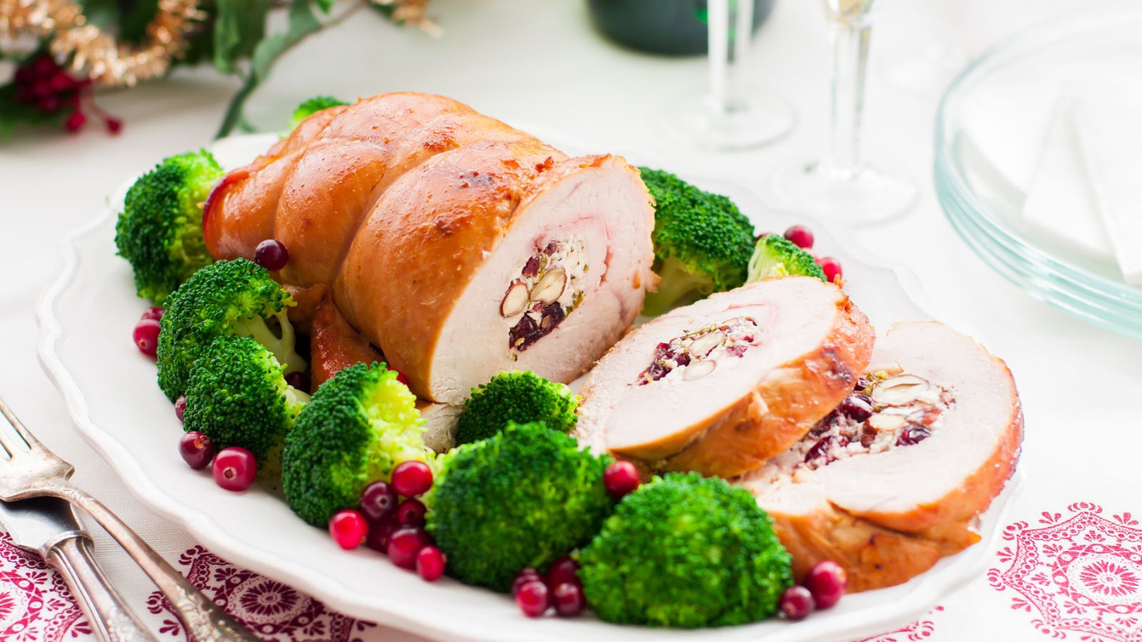 This Is What Your Family Wants For Thanksgiving Dinner: 30 Dishes To Impress