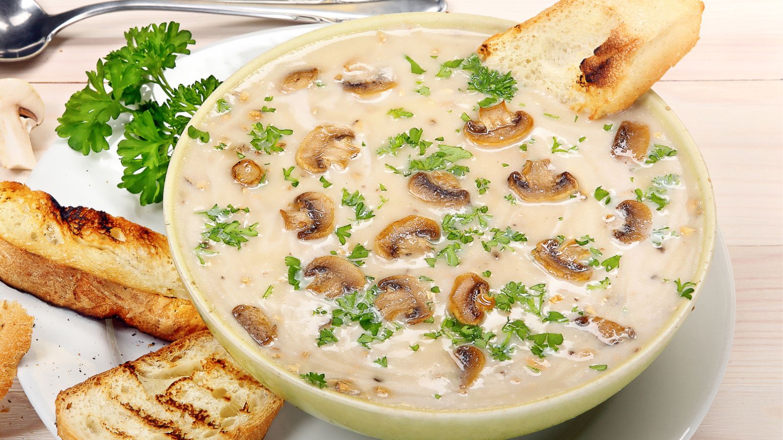 Mushroom Lovers Rejoice with These 20 Scrumptious Dishes