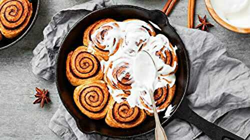 14 Amazing Desserts That You Can Make In A Skillet
