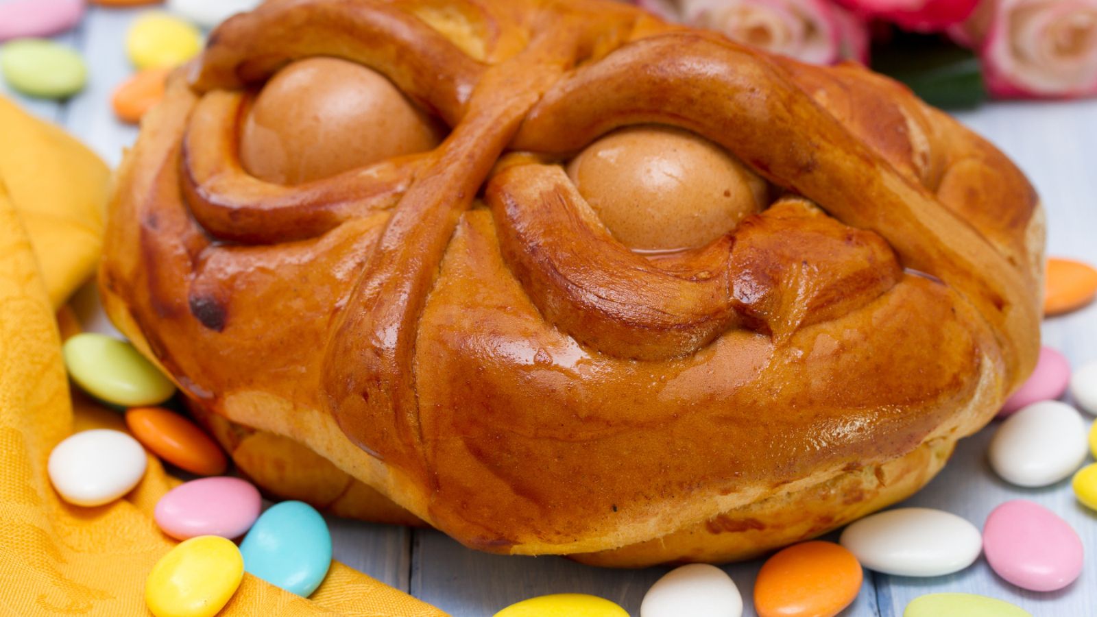 14 Seriously Delicious Easter Desserts From Around The World