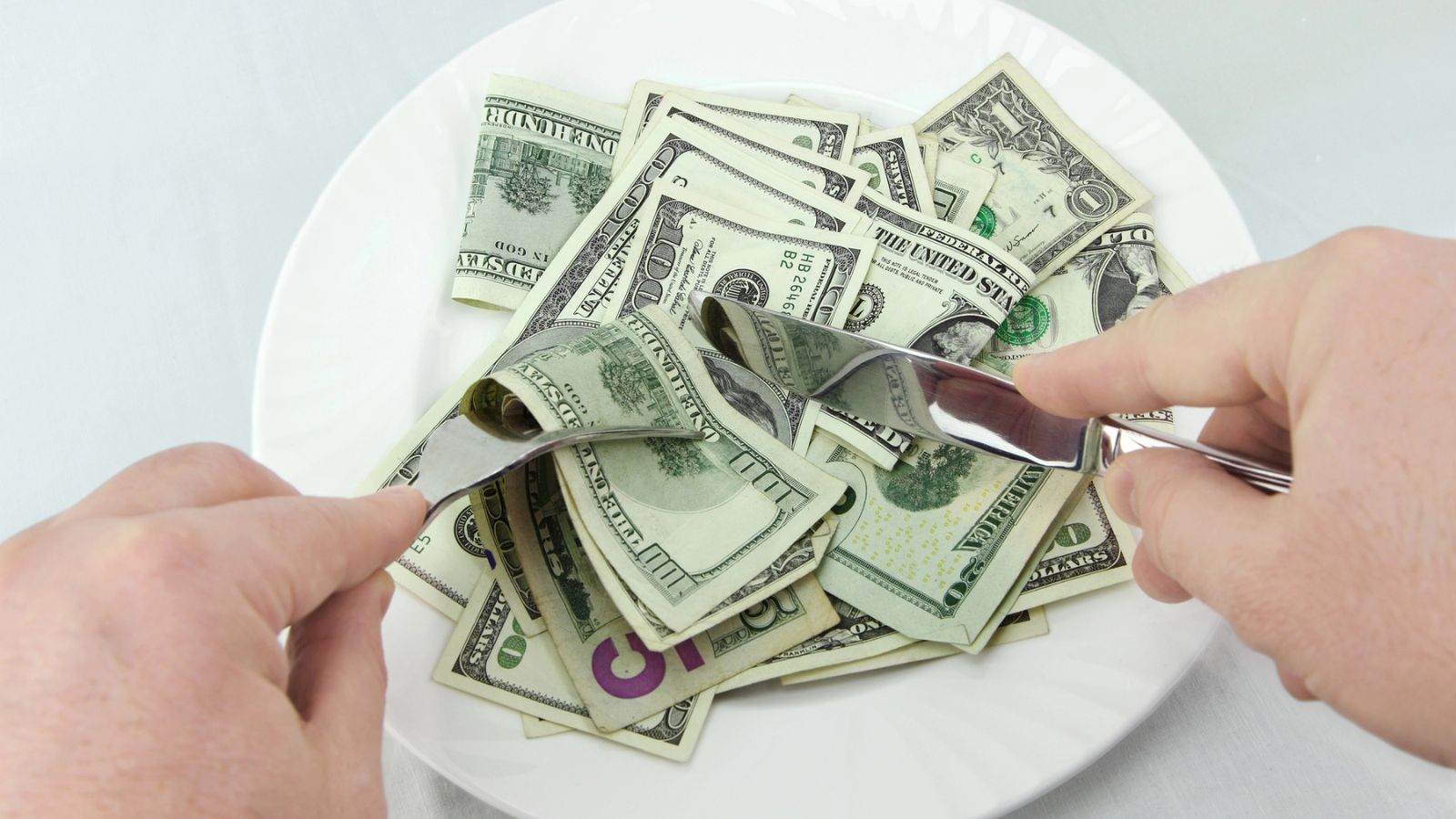 15 Cheap But Underrated Foods That Budget Shoppers Love