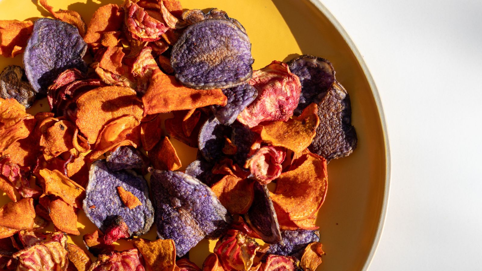 These 14 Misleading ‘Healthy’ Foods Are Sabotaging Your Nutritional Goals