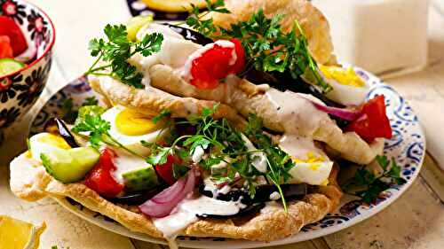 14 Food People Typically Eat for Breakfast in the Middle-East