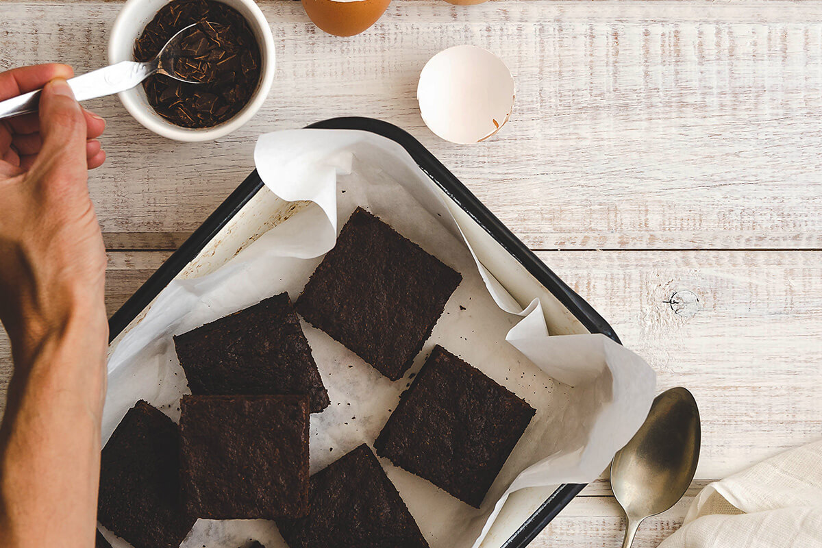 How To Line Square Baking Pan