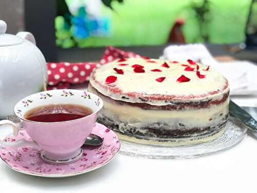 Red velvet cheesecake cake