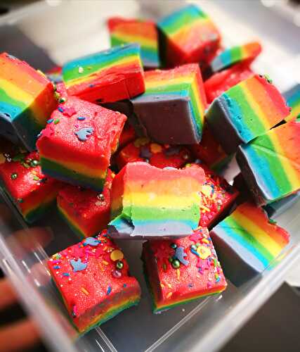 Easy rainbow fudge for children's marketday. -