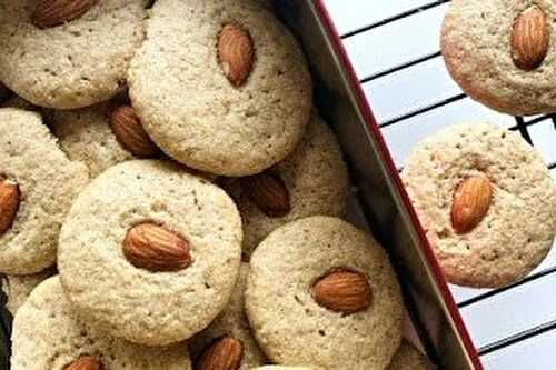 Chinese almond cookies ~~ Biscuits chinois aux amandes - Nourish by Lu