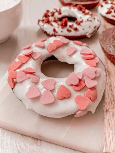 Healthy Red Velvet Baked Doughnut