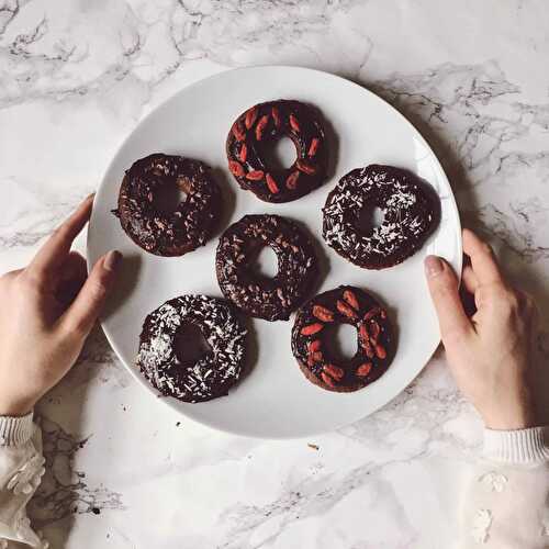 Healthy Chocolate Baked Doughnuts Recipe - Nourish Your Glow
