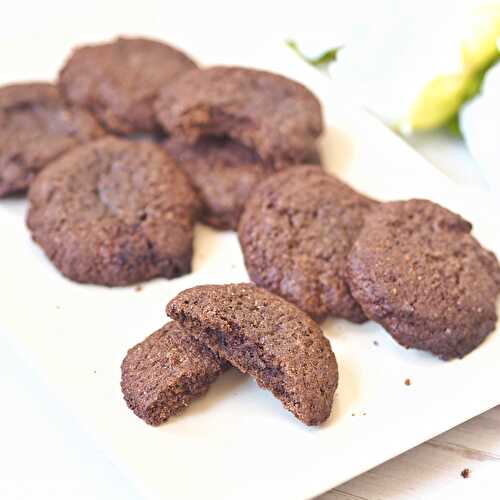 Spicy Mexican Hot Chocolate Cookies - Nourish Your Glow