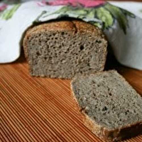 Fermented Buckwheat Bread with Hemp Seed Spread