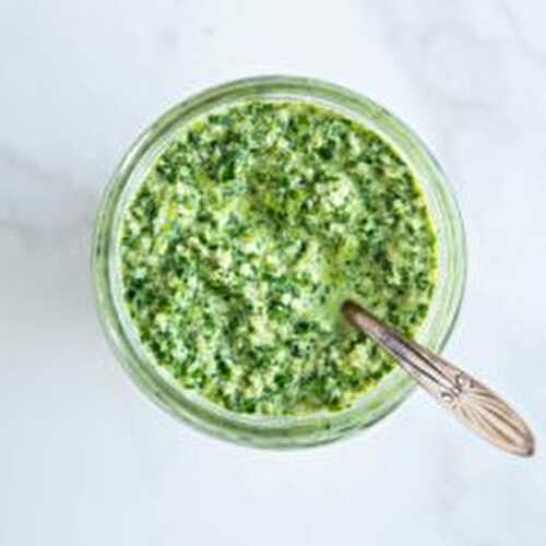 How to Make Oil-Free Wild Garlic Pesto [Video]