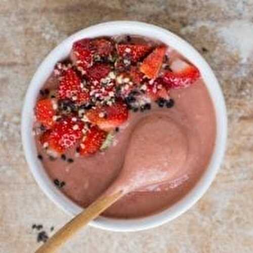 Silky Avocado-Strawberry Cream
