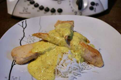 Chicken filet, curry sauce and rice with the thermomix, made in 5 minutes.