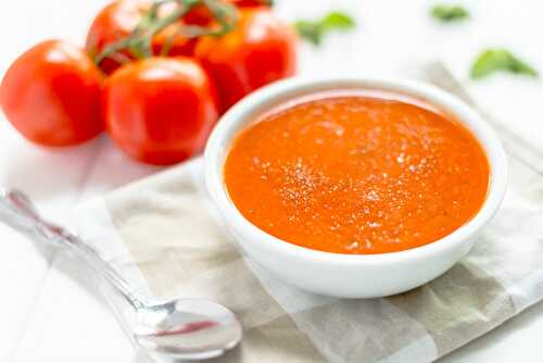 Gluten-Free Fresh Tomato Soup with Basil