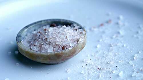 Himalayan Pink Salt Vs. Sea and Table Salt