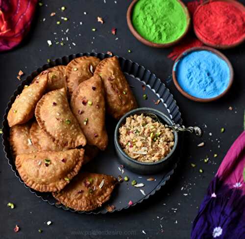 Gujiya | Karanji | Karjikai Recipe