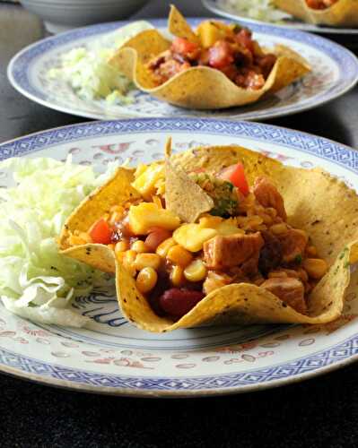 Chicken Taco in a Taco Basket – Pane Bistecca