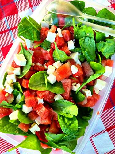 Erfrischender Wassermelonensalat mit Spinat und Feta – Refreshing Watermelon Salad with Spinach and Feta – Pane Bistecca