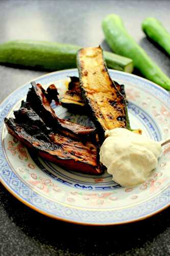 Gegrilltes Gemuese mit Steinpilz-Saurer Sahne – Barbecued Vegetables with Porcini-Sour Cream – Pane Bistecca