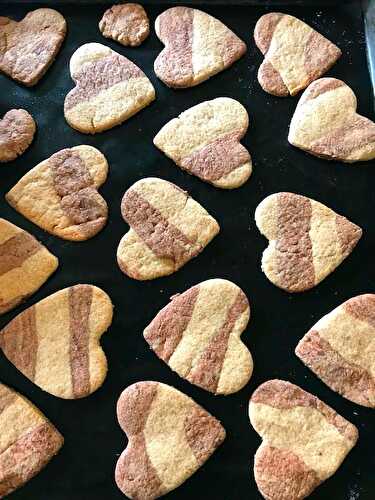 Zweifarbige Plätzchen, nicht nur für den Valentinstag – Two-colored Cookies, not only for Valentine’s Day – Pane Bistecca