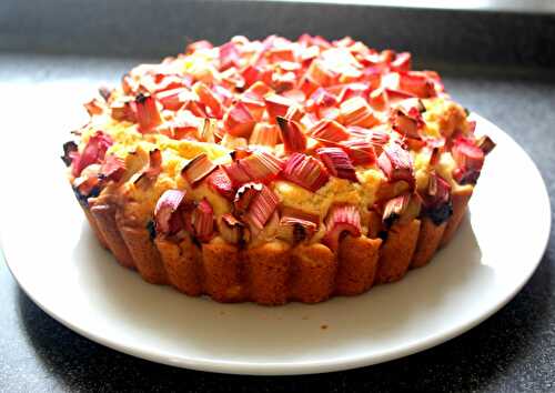 Rhabarber Kuchen – Rhubarb Cake