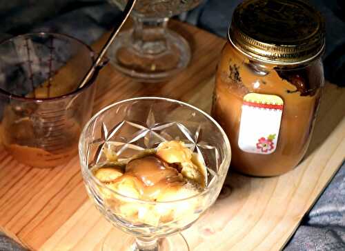 Erdnuss Sauce für Süssspeisen und Eiscremen – Peanut Sauce for Sweets and Ice-Cream