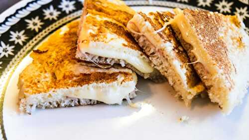 Schinken-Käse gefüllter Pfannkuchen – und ein Hong Kong Frühstück – Ham and Cheese stuffed Pancake – and a Hong Kong Breakfast!