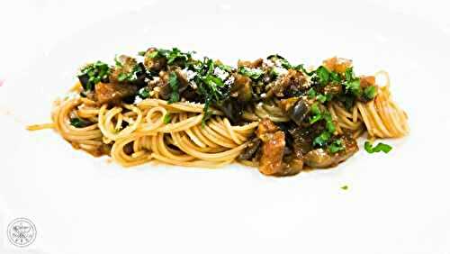 Spaghetti mit Auberginen – Spaghetti with Eggplants