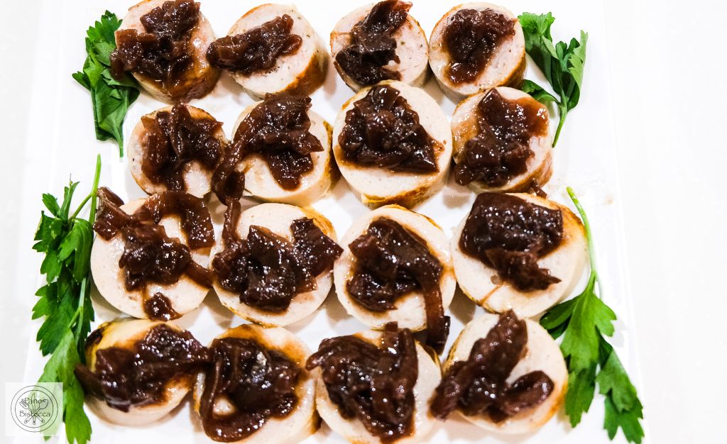 Bratwurst und Zwiebel Confit Finger-food – Bratwurst and Onion Confit Finger-food