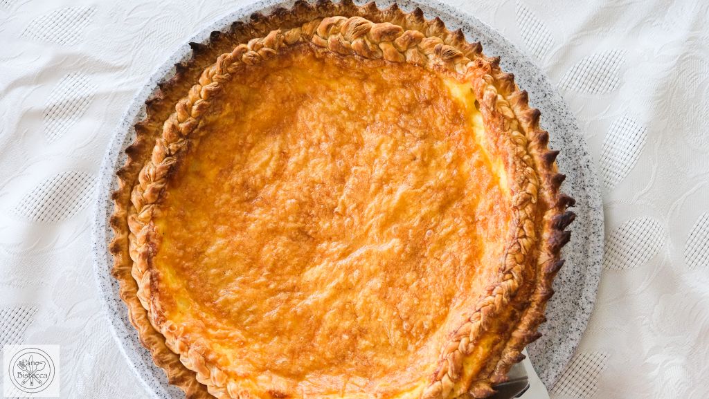 Schweizer Chäswähe mit Fondue – Swiss Cheese Pie with Fondue