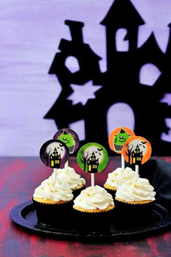Party Ideas | Party Printables Blog: DIY Halloween Haunted House Cupcakes