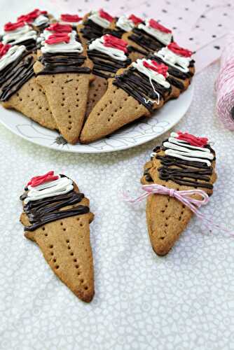 Party Ideas | Party Printables Blog: Homemade Graham Crackers Ice Cream Cookies