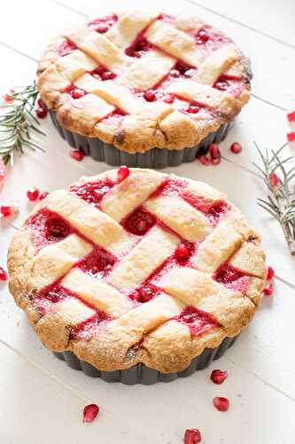 Party Ideas | Party Printables Blog: Rustic Farmhouse Apple and Berry Pie Recipe