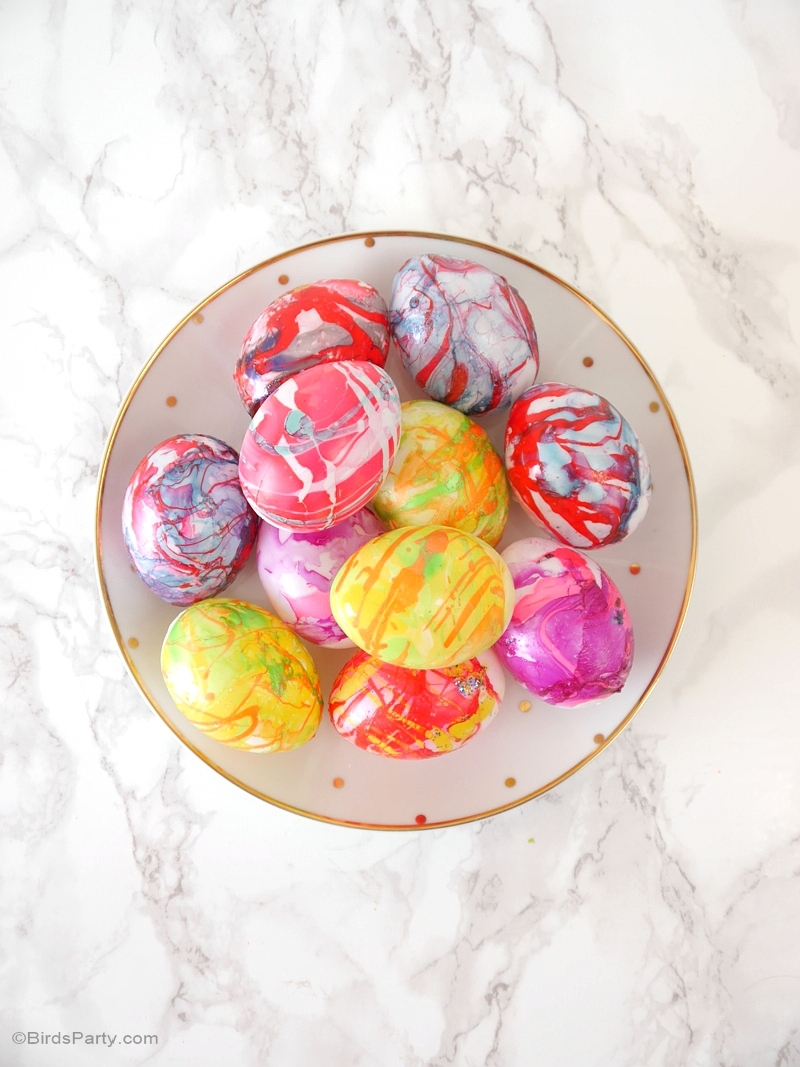 Easy Marbled Easter Eggs DIY Craft