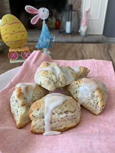 Lemon Poppyseed Scones
