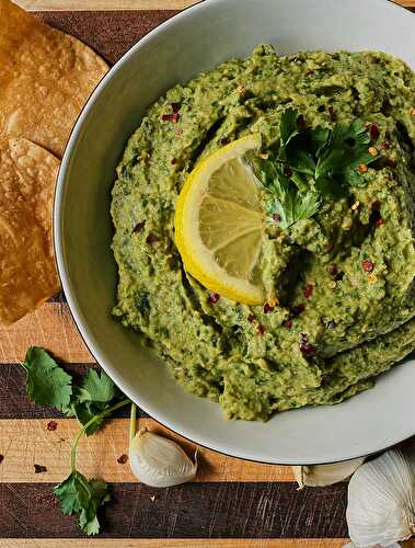 Guacummus | Piece of Lulu