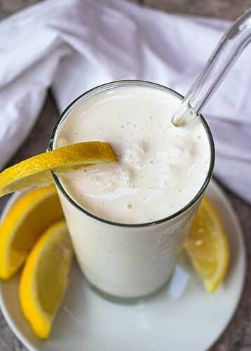Creamy Lemonade Protein Smoothie