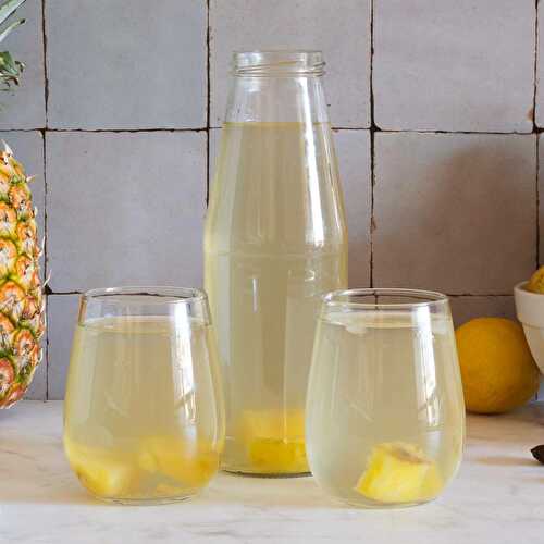 How to Make Pineapple Water