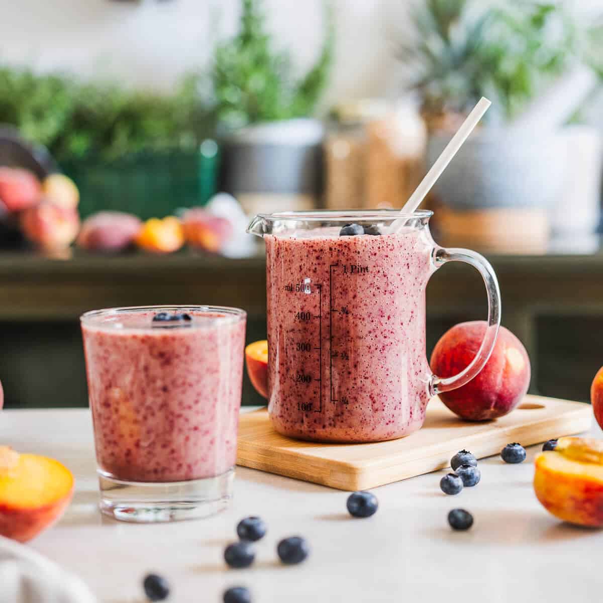 Peach Blueberry Smoothie without Yogurt or Banana (3 ingredients!)