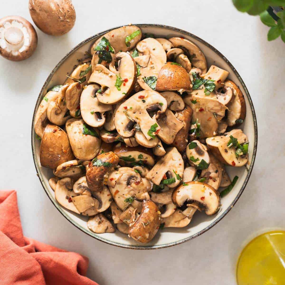 Marinated Mushroom Salad (Easy, Quick & Low-Carb)