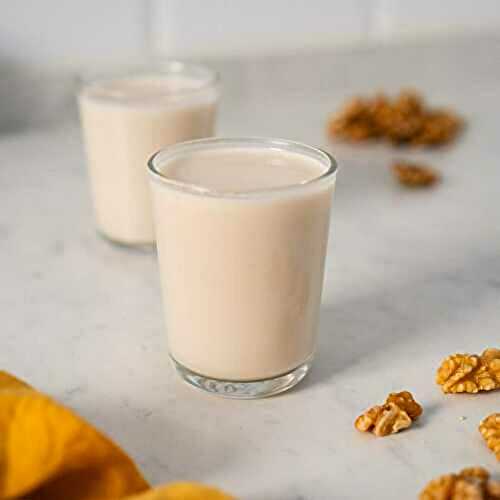Homemade Walnut Milk Recipe and Benefits (with Slow Juicer or Blender)