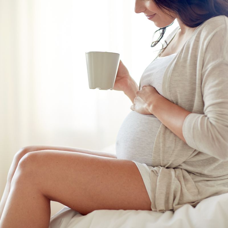 5 Best Herbs For Pregnancy (With DIY Tea Blends)