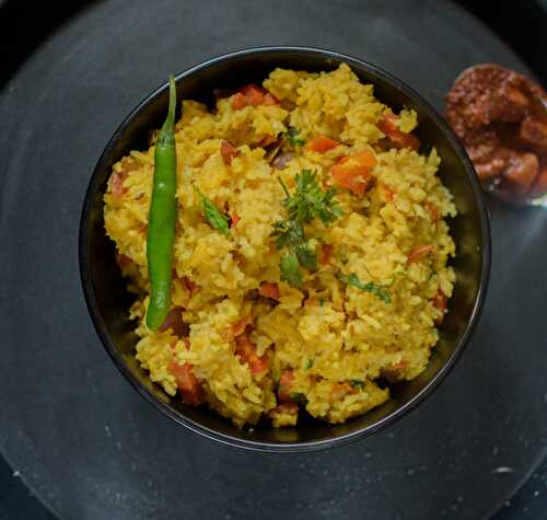Dal Khichdi/ Vegetable Khichdi Recipe - Pooja's cookery